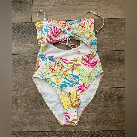 No Boundaries One Piece Bathing Suit Jungle Print Multicolor L NWT - Picture 2 of 8